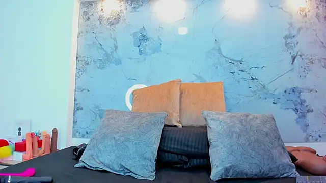 Snapshot of Ambeer_red1 chatting on 10-07-25, 08:17 Ambeer red1 online show from 10-07-25, 08:17