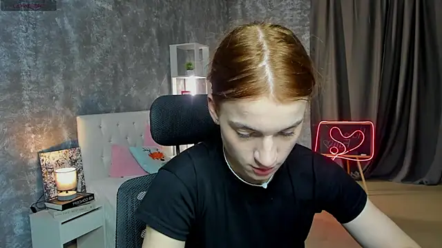 Snapshot of stacey__doll chatting on 10-14-25, 01:50 stacey doll online show from 10-14-25, 01:50