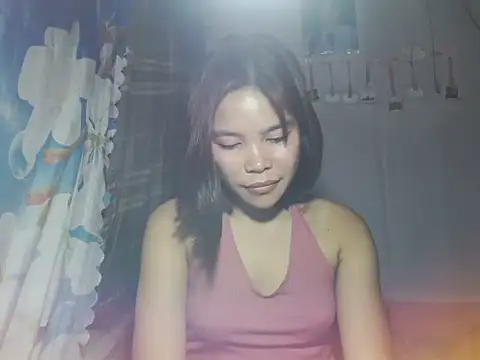 Snapshot of Darra_Park chatting on 09-19-25, 05:24 Darra Park online show from 09-19-25, 05:24