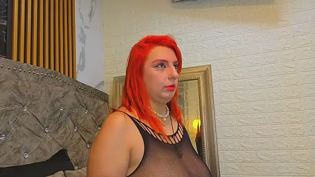 Snapshot of angel__red_ chatting on 07-29-26, 02:32 angel red online show from 07-29-26, 02:32