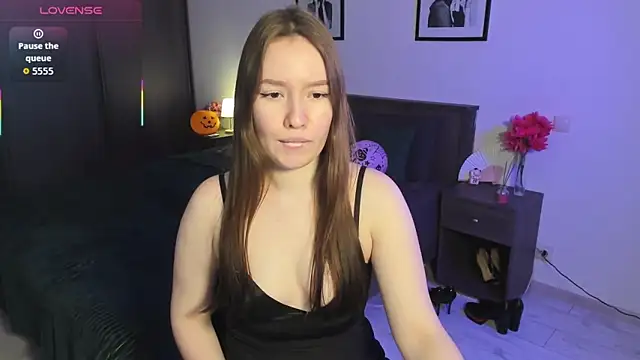 DaniCutie online show from 11-06-25, 05:58