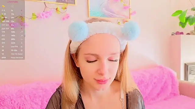 CindyGreen online show from 09-17-25, 06:48