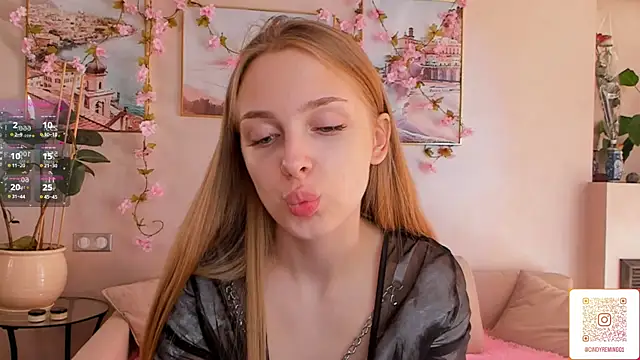 CindyGreen online show from 10-23-25, 06:23