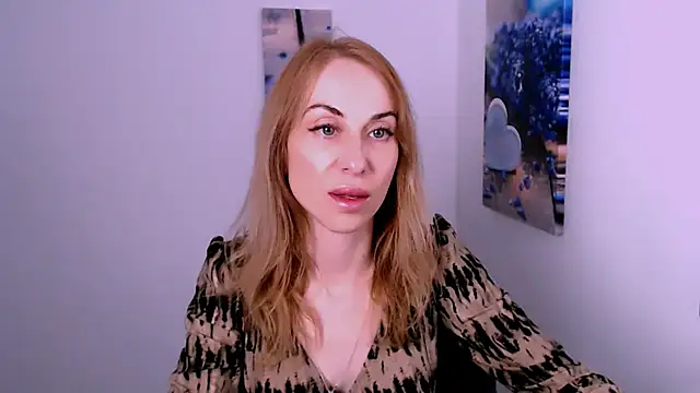 Snapshot of Create_your_own_sun chatting on 09-27-25, 12:21 Create your own sun online show from 09-27-25, 12:21