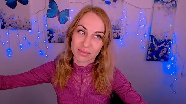 Snapshot of Create_your_own_sun chatting on 10-06-25, 01:19 Create your own sun online show from 10-06-25, 01:19