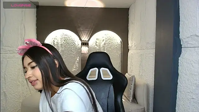 martina1 r online show from 09-16-25, 01:12