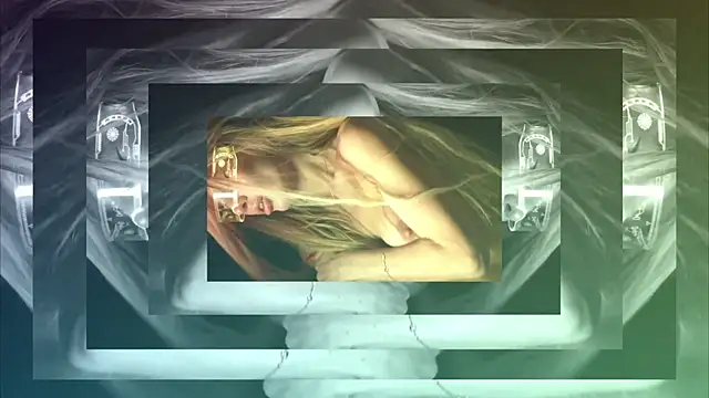 Snapshot of Alvuwkaa chatting on 11-15-25, 01:51 Alvuwkaa online show from 11-15-25, 01:51