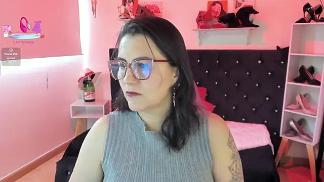 Snapshot of D_Martii chatting on 10-07-25, 12:57 D Martii online show from 10-07-25, 12:57