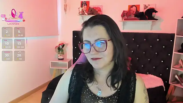 Snapshot of D_Martii chatting on 10-08-25, 11:41 D Martii online show from 10-08-25, 11:41