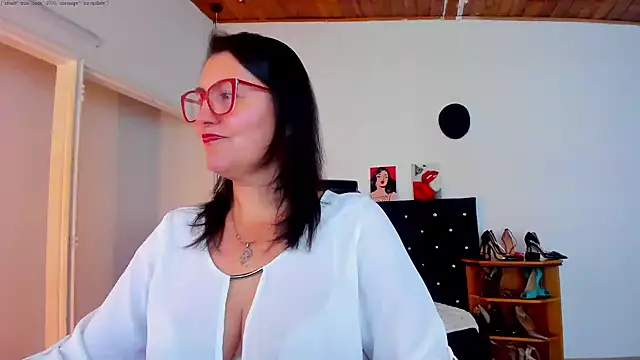 Snapshot of D_Martii chatting on 10-21-25, 01:01 D Martii online show from 10-21-25, 01:01