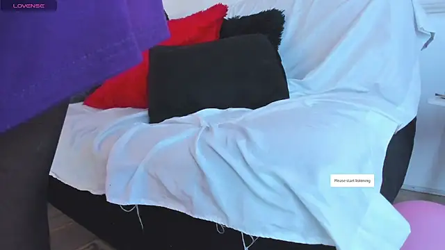 Snapshot of D_Martii chatting on 11-16-25, 12:22 D Martii online show from 11-16-25, 12:22