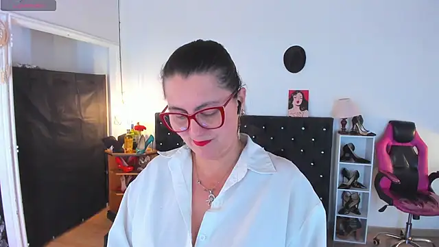 Snapshot of D_Martii chatting on 11-21-25, 12:59 D Martii online show from 11-21-25, 12:59