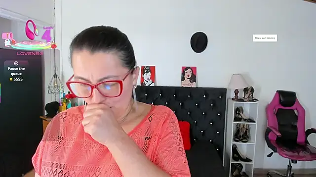 Snapshot of D_Martii chatting on 12-03-25, 12:25 D Martii online show from 12-03-25, 12:25