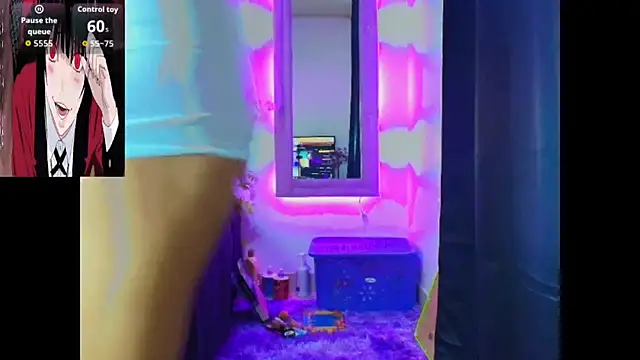 Snapshot of DevoraHarper_ chatting on 12-14-25, 01:11 DevoraHarper online show from 12-14-25, 01:11