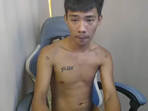 Snapshot of urasianjason chatting on 03-25-26, 11:38 urasianjason online show from 03-25-26, 11:38