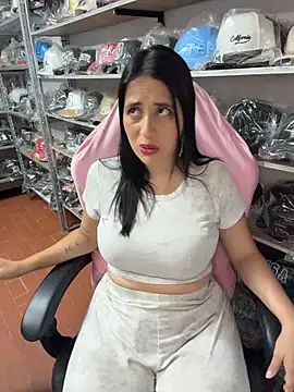 GiaDuque online show from 03-13-26, 10:22