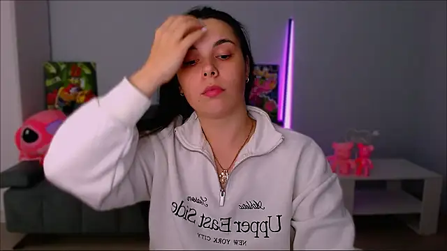 queenofthesense  online show from 10-29-25, 05:25