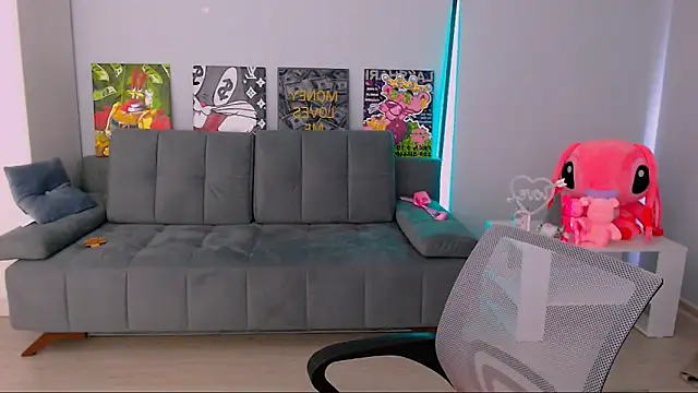 queenofthesense  online show from 02-17-26, 08:11