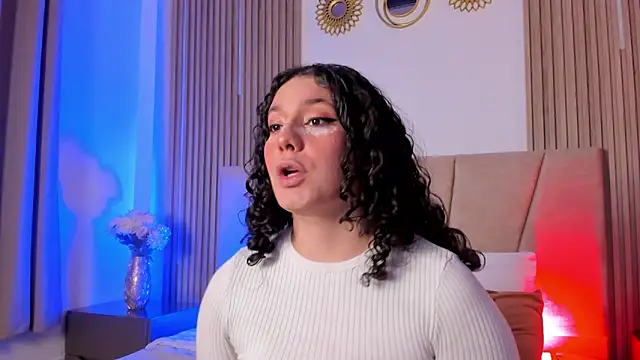 Rachell Jamess online show from 11-19-25, 03:39