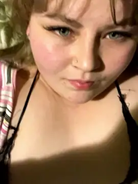 BeckiXrose online show from 12-04-25, 09:12