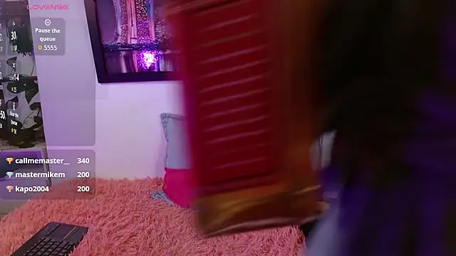 hellenngp online show from 11-22-25, 08:41