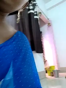 Snapshot of Sofia-ex chatting on 10-05-25, 07:50 Sofia-ex online show from 10-05-25, 07:50