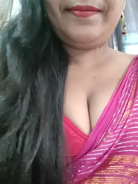 Snapshot of Sofia-ex chatting on 10-24-25, 07:27 Sofia-ex online show from 10-24-25, 07:27