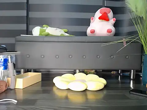 Snapshot of NANA_199k chatting on 10-06-25, 09:51 NANA 199k online show from 10-06-25, 09:51