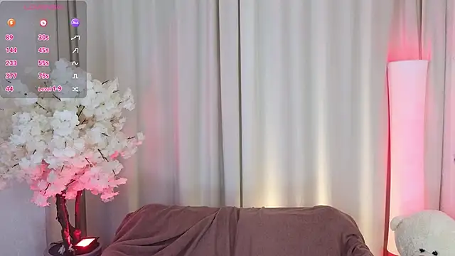 Janet Jee online show from 10-25-25, 11:29