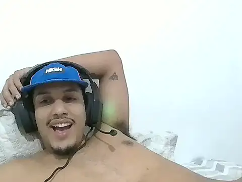 Snapshot of BAGHEERAPGG chatting on 09-19-25, 02:13 BAGHEERAPGG online show from 09-19-25, 02:13