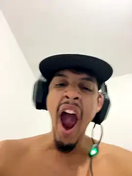 Snapshot of BAGHEERAPGG chatting on 09-27-25, 01:32 BAGHEERAPGG online show from 09-27-25, 01:32