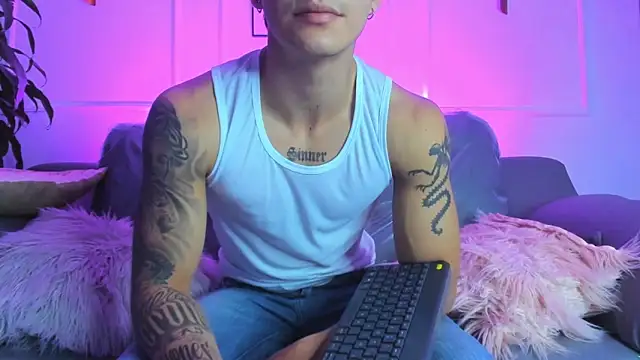 Leo santoro online show from 02-21-26, 03:02