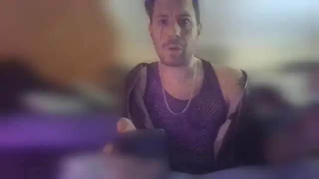 Snapshot of AntyKrysto chatting on 12-17-25, 04:29 AntyKrysto online show from 12-17-25, 04:29