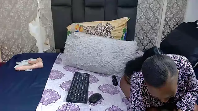 SexyKiarah online show from 12-14-25, 07:40