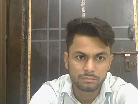 Snapshot of ursdreamperson chatting on 05-29-26, 01:03 ursdreamperson online show from 05-29-26, 01:03