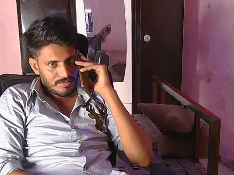 Snapshot of krishjaat43 chatting on 04-29-26, 08:29 krishjaat43 online show from 04-29-26, 08:29