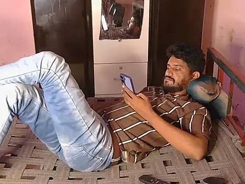 Snapshot of krishjaat43 chatting on 05-21-26, 03:35 krishjaat43 online show from 05-21-26, 03:35