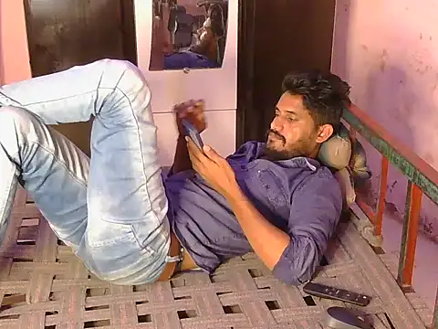 Snapshot of krishjaat43 chatting on 05-27-26, 03:25 krishjaat43 online show from 05-27-26, 03:25