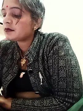 Snapshot of Chhaya_hot chatting on 01-10-26, 05:31 Chhaya hot online show from 01-10-26, 05:31