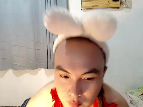 asianayumi online show from 04-30-26, 12:44