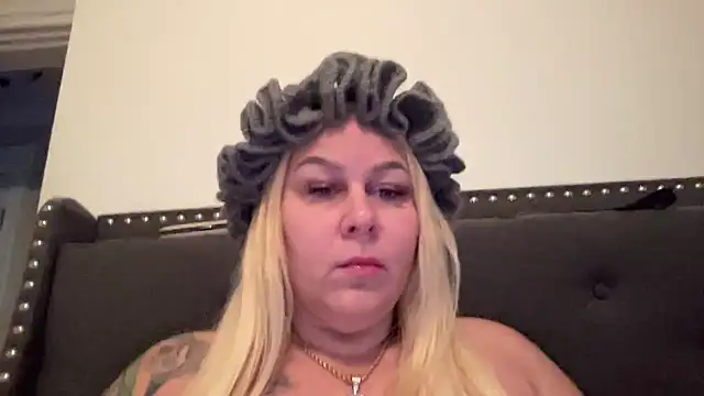 number1slut online show from 11-27-25, 04:20