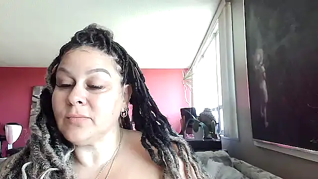 Snapshot of number1slut chatting on 05-04-26, 03:30 number1slut online show from 05-04-26, 03:30