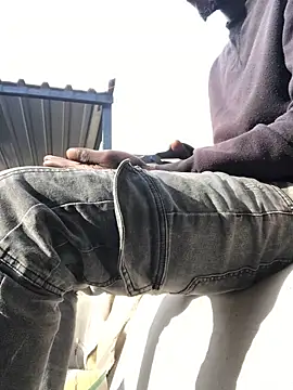 cuminsidebby online show from 04-15-26, 06:20