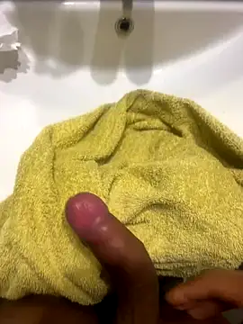 Snapshot of youyou933 chatting on 10-19-25, 11:38 youyou933 online show from 10-19-25, 11:38