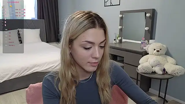 Snapshot of DariFlexy chatting on 10-23-25, 09:41 DariFlexy online show from 10-23-25, 09:41