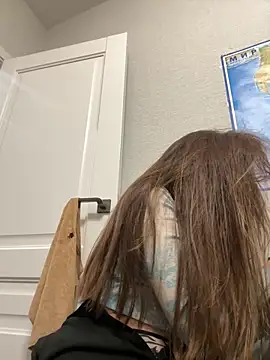 Snapshot of yourfavpsy_ chatting on 12-18-25, 03:18 yourfavpsy online show from 12-18-25, 03:18