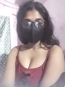 Snapshot of sexykrisha chatting on 10-21-25, 12:44 sexykrisha online show from 10-21-25, 12:44