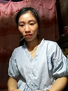 Phuongphuongg online show from 10-03-25, 05:59