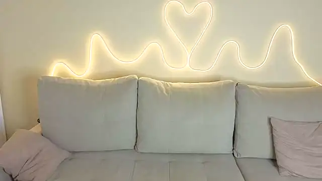 KathrynBrooks online show from 04-21-26, 05:28