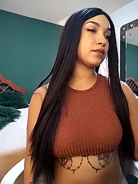 FallsForHerSmile online show from 03-11-26, 02:56